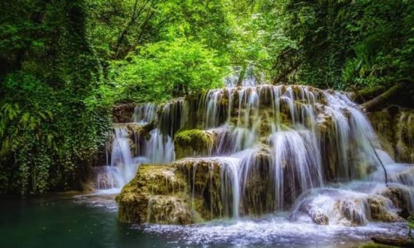 Крушунски водопади и Ловеч-Едноднедвна екскурзия