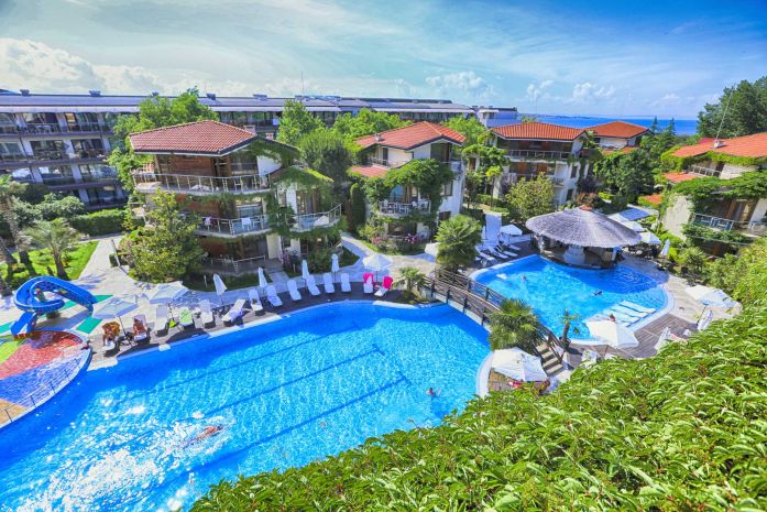 Laguna Beach Resort and Spa 4*