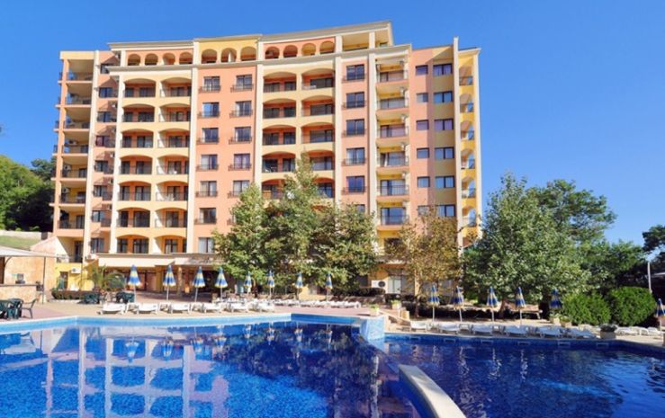 Paradise Green Park 3*