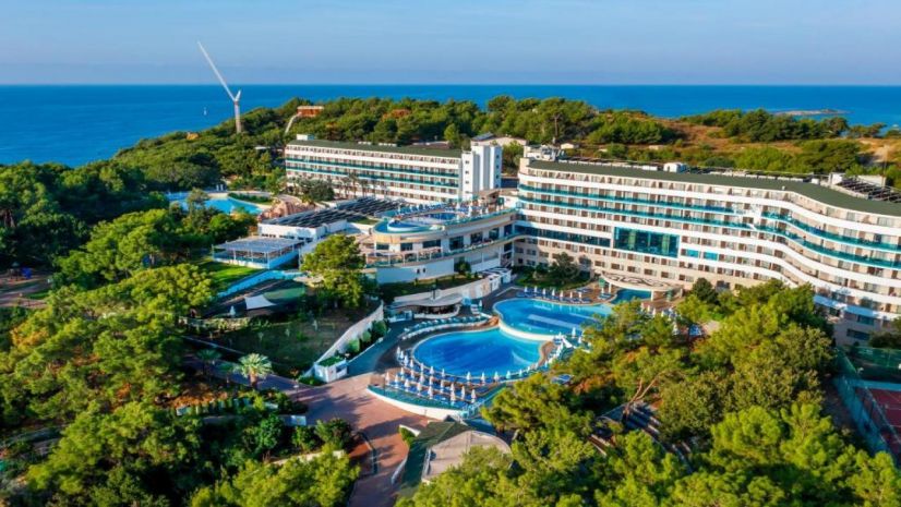 Good Life Utopia Family Resort